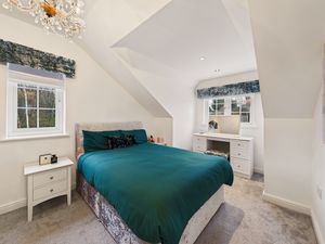 Photo 52- click for photo gallery